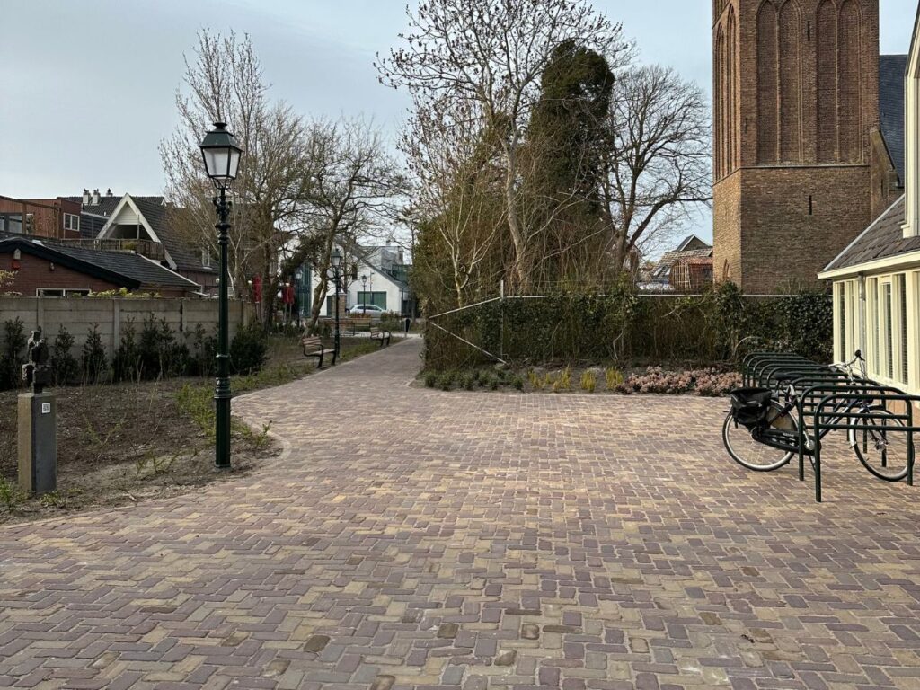 Kerkplein Castricum 26