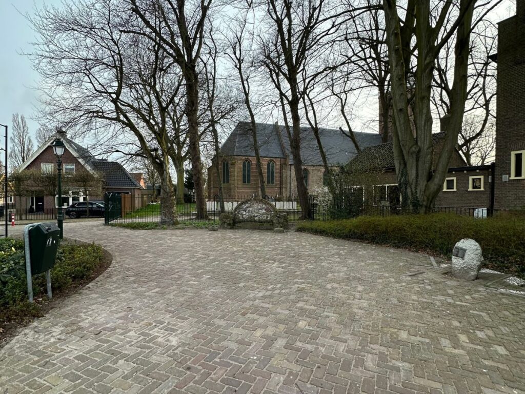 Kerkplein Castricum 32