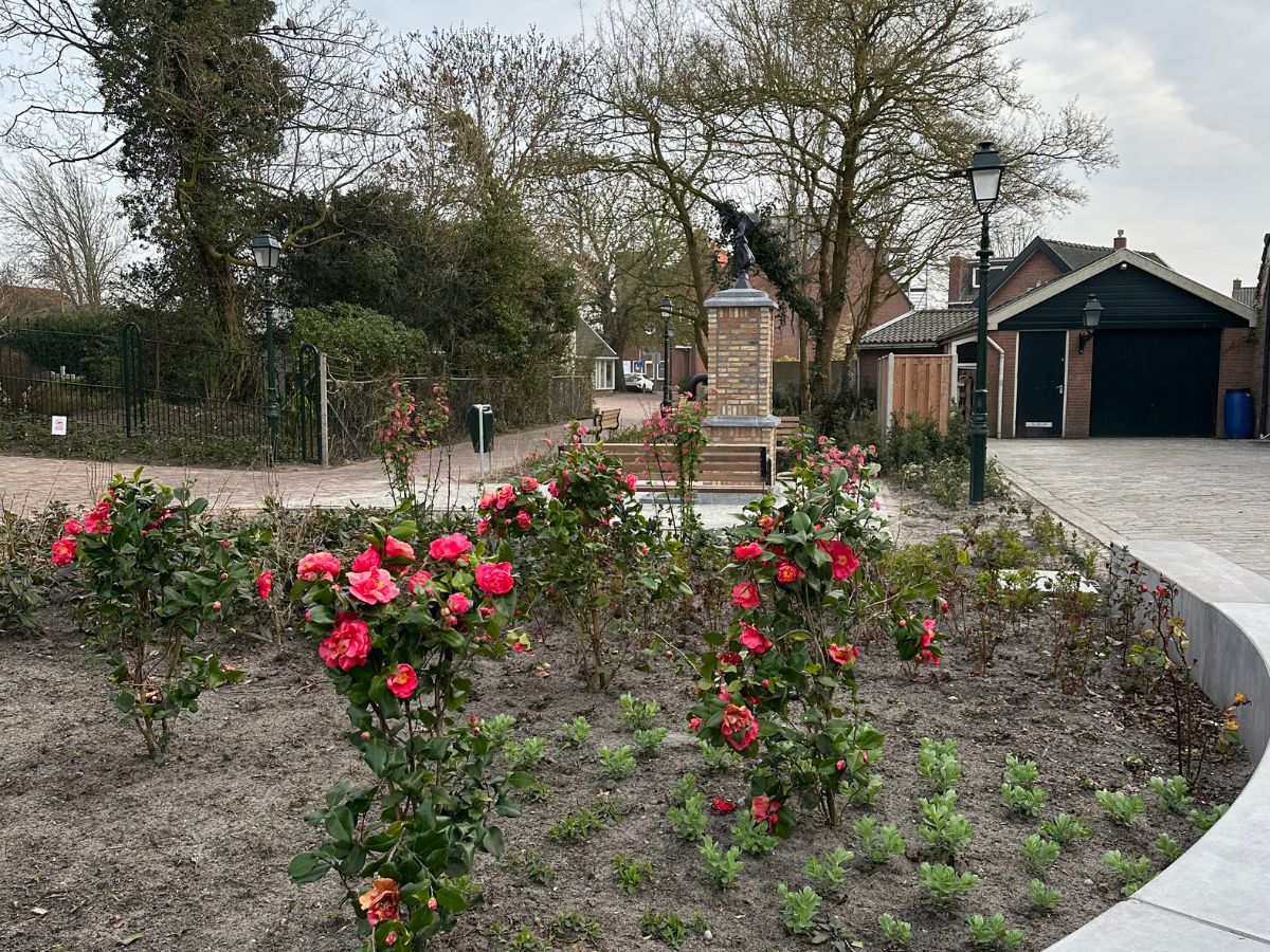 Kerkplein Castricum 5