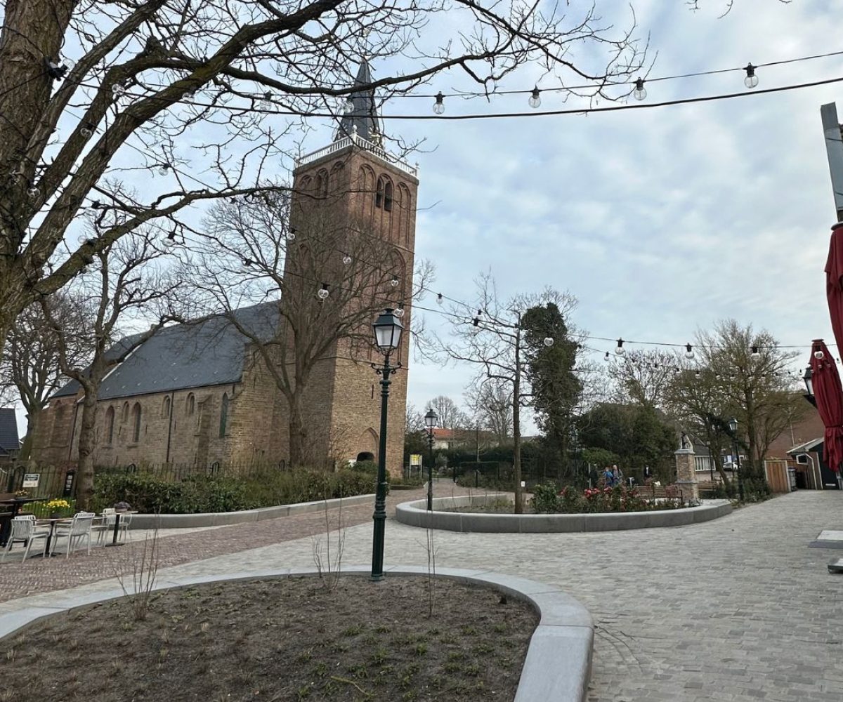 Herinrichting Kerkplein Castricum Prommenz